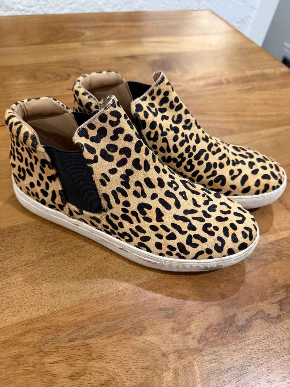 Coconuts by Matisse Leather & Real Fur Leopard Print Slip-On Booties Size 8 EUC